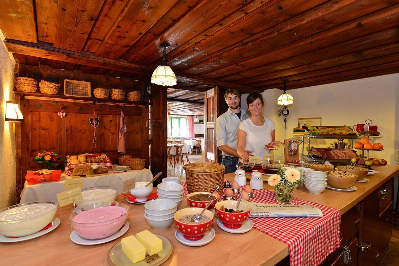 Familienhotel Loewen Nesselwang Bagian luar foto